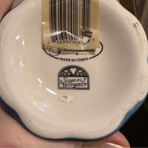 Rooster Hen Certified International Susan Wingets Ceramic Mug - Picture 7 of 7